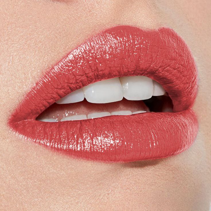 Cream matte lipstick